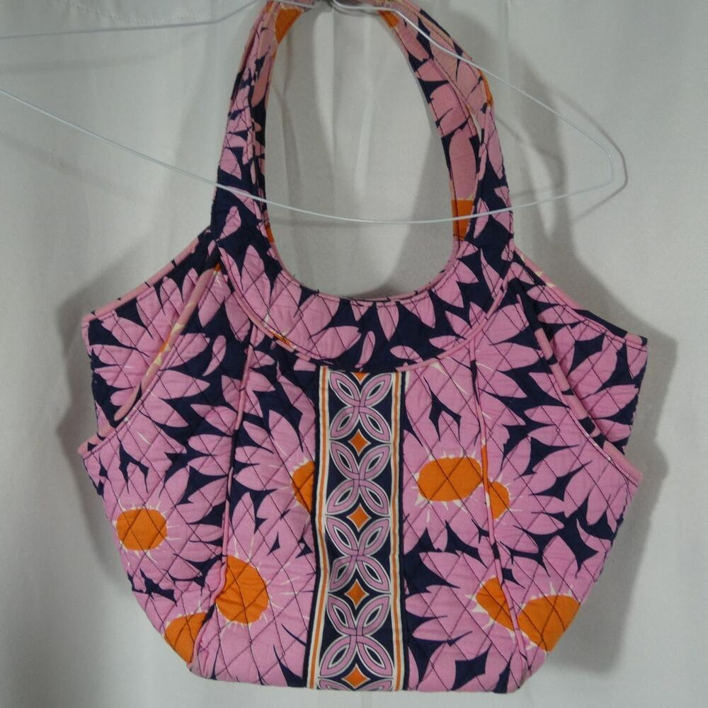 Vera Bradley Daisy Loves Me Tote Handbag Pink Magnetic Closure Quilted Purse